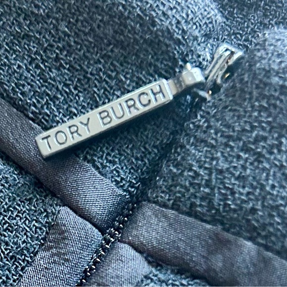 Tory Burch Ulisse Wool Crepe Pencil Skirt, size 0 - Picture 9 of 15